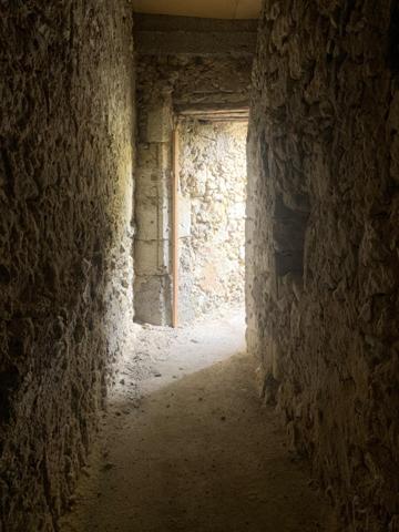 MAISON EN PIERRE CONFORTABLE AVEC CAVE ET JARDIN