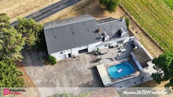 Maison 5 pièces 140m² - Piscine - Dépendance 150m²