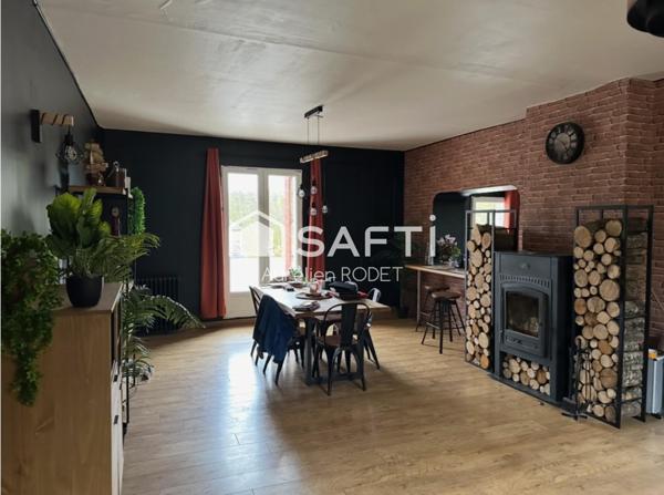 Maison de caractère 4 chambres.