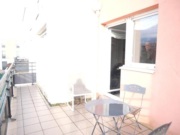 DUPLEX T4 TERRASSE GARAGE ET PARKING PRIVATIF