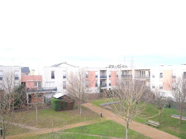 DUPLEX T4 TERRASSE GARAGE ET PARKING PRIVATIF