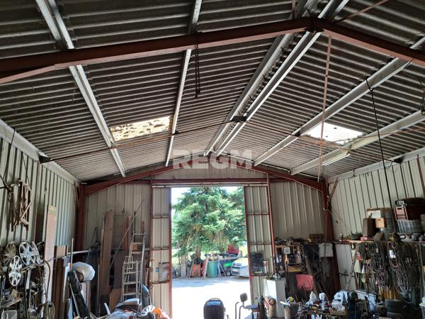 Saint-Pierre-d'Eyraud (24130) Maison 3 chambres Hangar métallique 120m2