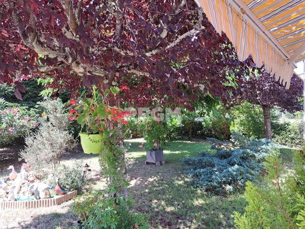 Saint-Pierre-d'Eyraud (24130) Maison 3 chambres Hangar métallique 120m2