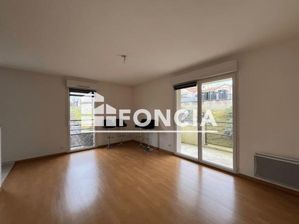 Location Appartement 3 pièces 57.44 m² - 1 SQUARE ELSA TRIOLET Cholet 49300