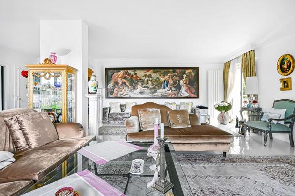 À DEUX PAS DU PARC DE SAINT-CLOUD