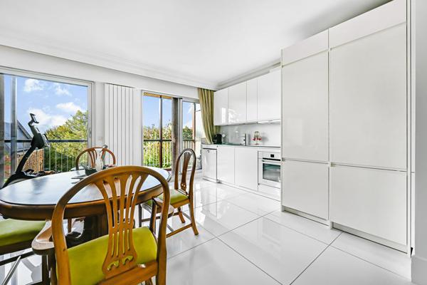 À DEUX PAS DU PARC DE SAINT-CLOUD