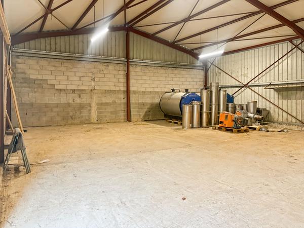 Entrepôt de 127m2 PERIGNY SUR YERRES