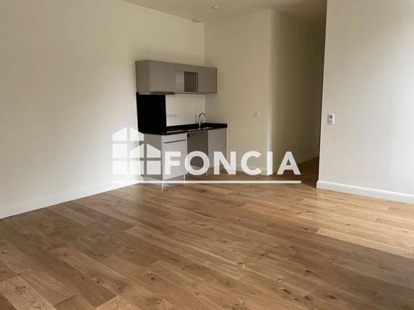 Location Appartement 3 pièces 67.11 m² - 63 RUE THENARD Mulhouse 68100