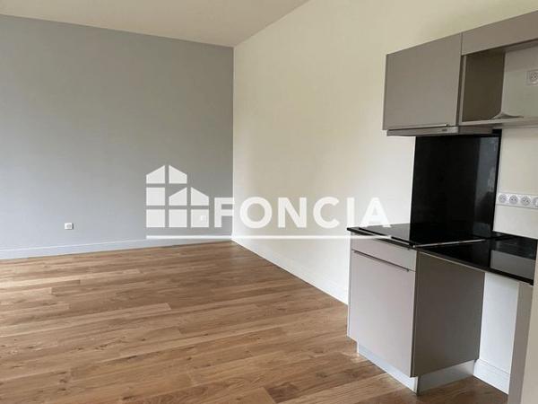 Location Appartement 3 pièces 67.11 m² - 63 RUE THENARD Mulhouse 68100