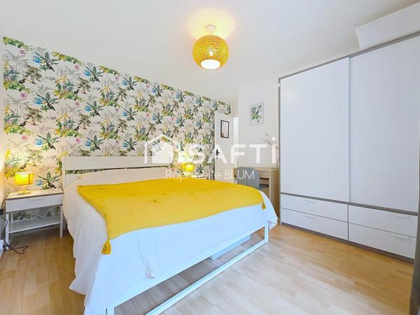 Appartement rénové proche centre ville .