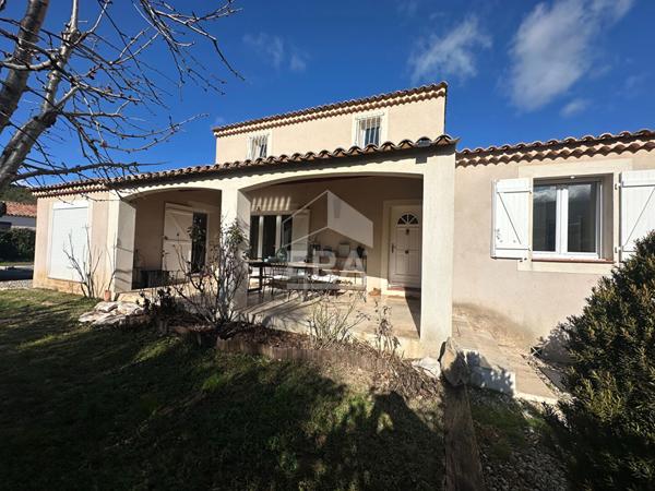 A VENDRE 83860 NANS LES PINS MAISON PLAIN PIED 167M² SUR 711 M² DE JARDIN CARPOT GARAGE STUDIO INDEPENDANT PISCINE ET CUISINE DETE