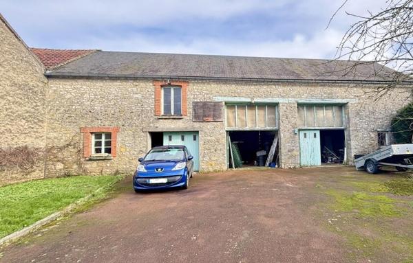 Maison 180 m2 avec Grange de 125 m2 au sol