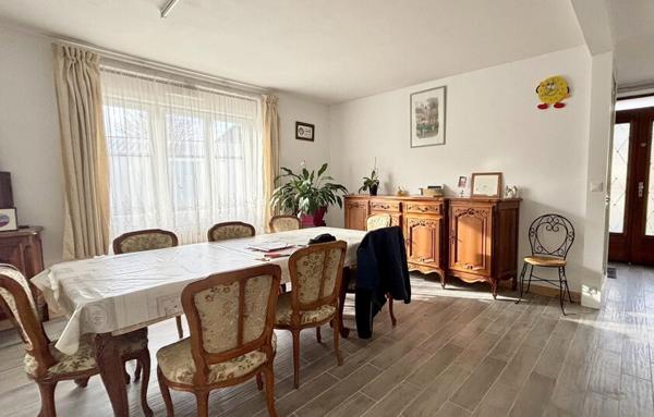 Maison 180 m2 avec Grange de 125 m2 au sol