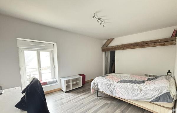 Maison 180 m2 avec Grange de 125 m2 au sol