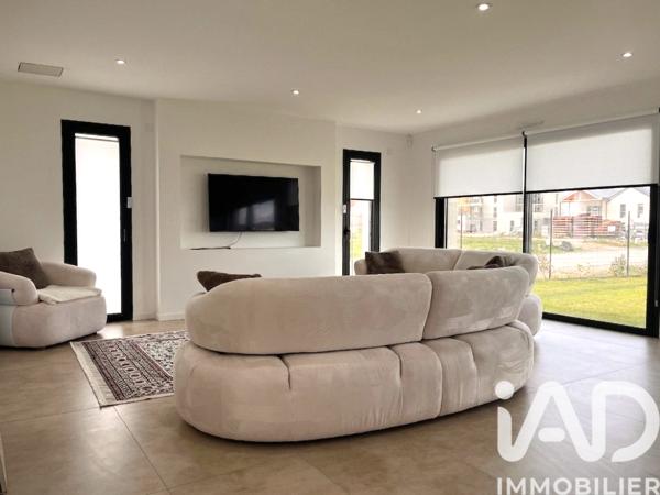 Maison à vendre 6 pièces 163 m² Loire-Authion