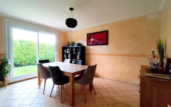 Maison à vendre    4 pièces • 86 m2 Épône