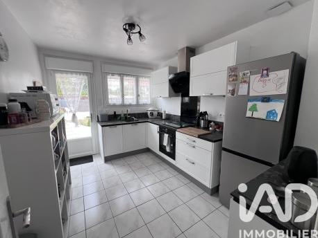 Maison à vendre 5 pièces 98 m² Saint-Aubin-le-Cloud