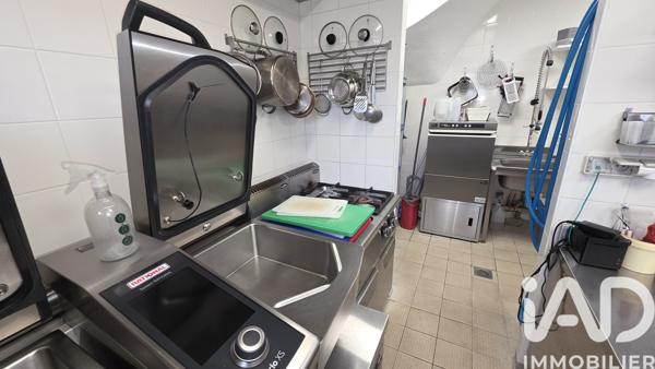 Restaurant à vendre 198 m² Tavers