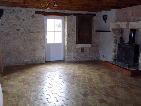 Maison à vendre à Celle Levescault - 7 pièces, 167 m²