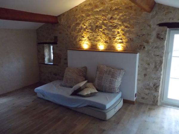 Maison à vendre à Celle Levescault - 7 pièces, 167 m²