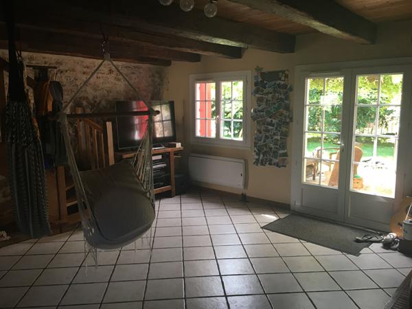 Maison à vendre à Celle Levescault - 7 pièces, 167 m²