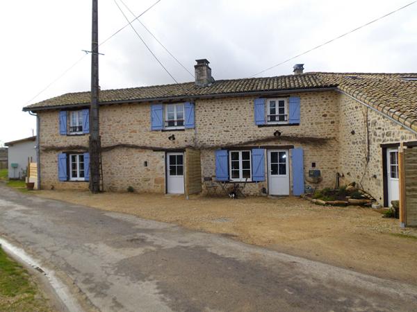 Maison à vendre à Celle Levescault - 7 pièces, 167 m²
