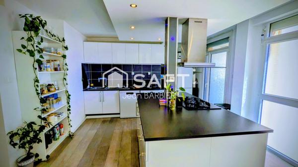 Toulon la Rode/ Mayol, bel et spacieux appartement de 103m², proches des commodités et du centre ville. Possibilité de garage ..