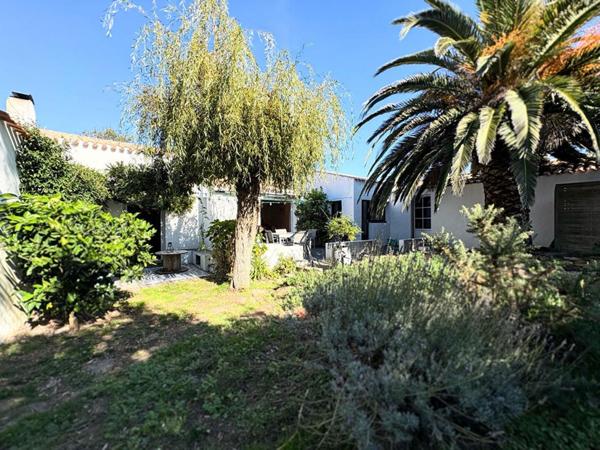 EN EXCLUSIVITE PORT JOINVILLE ENSEMBLE IMMOBILIER