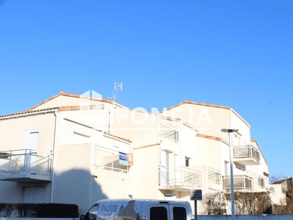 Location Appartement 3 pièces 42.65 m² - RUE LA FEE La Rochelle 17000