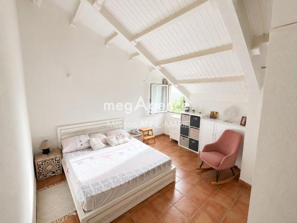 Appartement à GOURBEYRE, 97113 - 3 pièces 68m²
