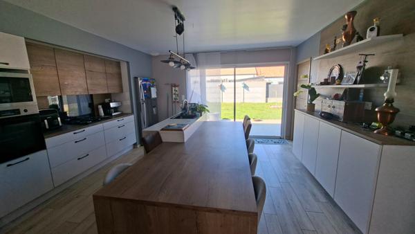 Maison Le Poire Sur Vie 6 pièce(s) 95 m2