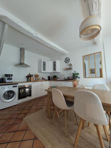 Meyrargues (13650) Le charme d’une maison de village, la vie à pied à Meyrargues