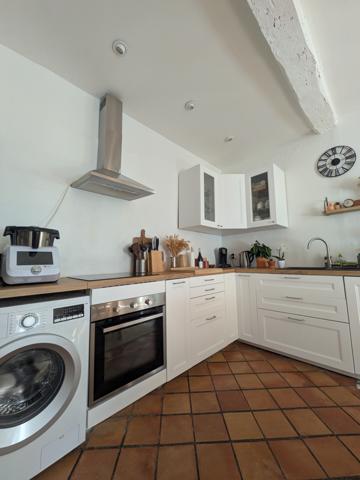 Meyrargues (13650) Le charme d’une maison de village, la vie à pied à Meyrargues