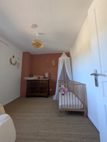 Meyrargues (13650) Le charme d’une maison de village, la vie à pied à Meyrargues