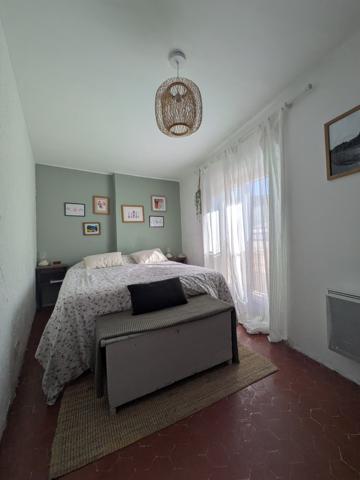 Meyrargues (13650) Le charme d’une maison de village, la vie à pied à Meyrargues