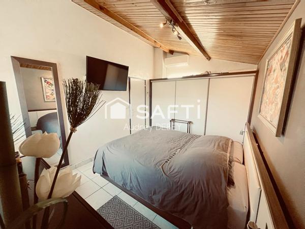 MAS DE CHARME AVEC JARDIN PISCINE DEPENDANCE ET GARAGE À QUELQUES PAS DE LA MER