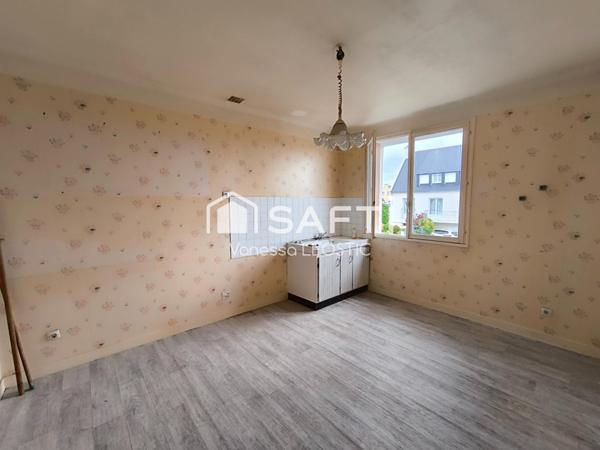 VANESSA LEOSTIC SAFTI VOUS PRESENTE