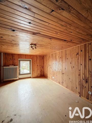 Immeuble à vendre 257 m² Ippling