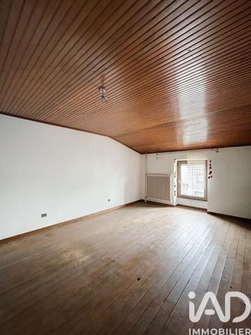 Immeuble à vendre 257 m² Ippling
