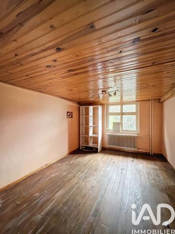 Immeuble à vendre 257 m² Ippling