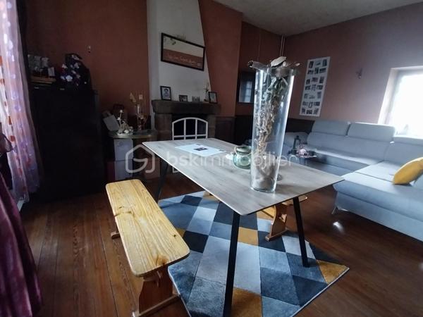 Immeuble mixte de 159 m²