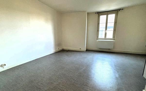 Appartement à louer    4 pièces •  Alençon