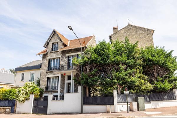 Maison 7 pièces - 164 m²