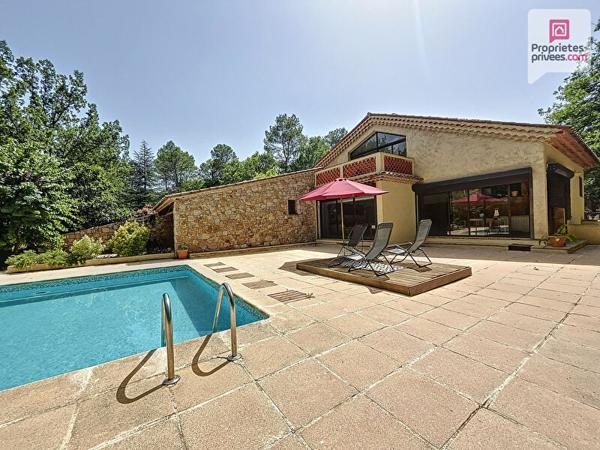 Tourrettes - Maison d'architecte avec piscine