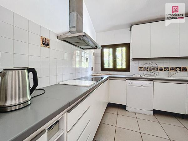 Tourrettes - Maison d'architecte avec piscine