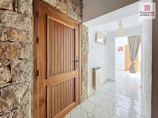 Tourrettes - Maison d'architecte avec piscine