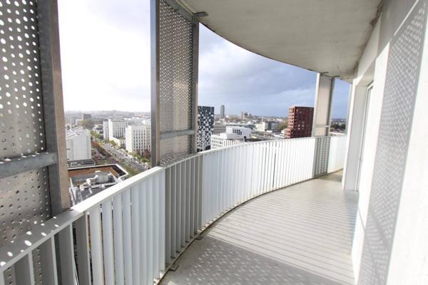 Appartement 4 pièces                                        - 44000 Nantes Réf : 12231
