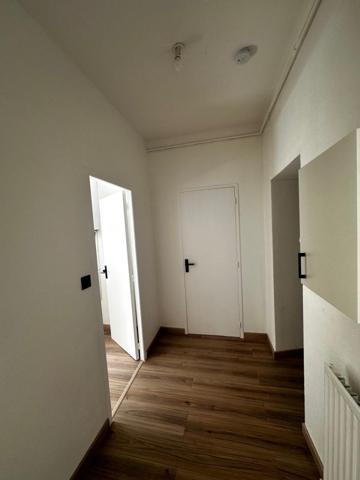 Appartement à LE CHAMBON-FEUGEROLLES, 42500 - 3 pièces 70m²