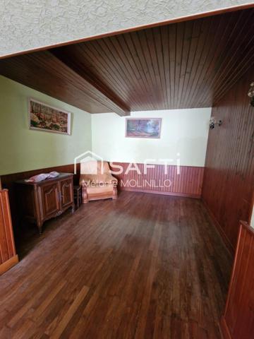 Spacieuse Maison Familliale de 167 m² édifiée sur un Terrain de 2016 m²