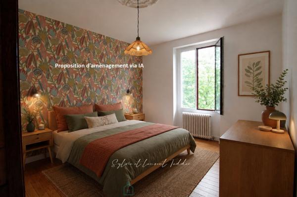 MAISON BOURGEOISE EN PIERRE RENOVEE AVEC PISCINE, DEPENDANCES ET PLUS DE 3,6 HECTARES DE TERRAIN